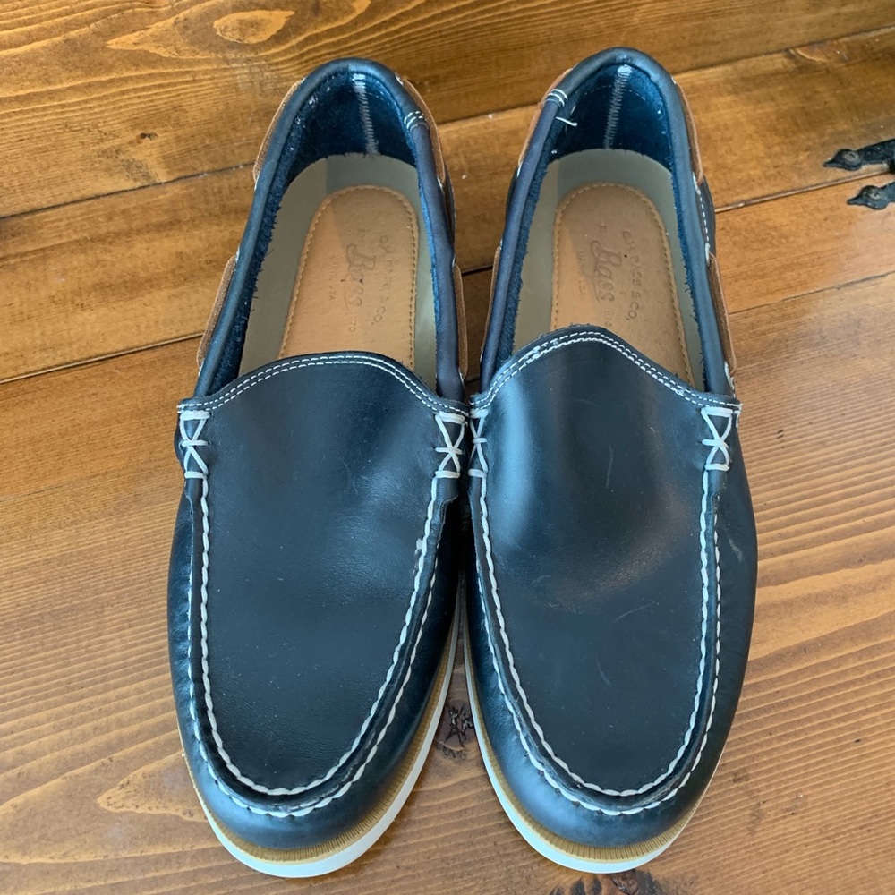 Men’s slide on Bass loafer.